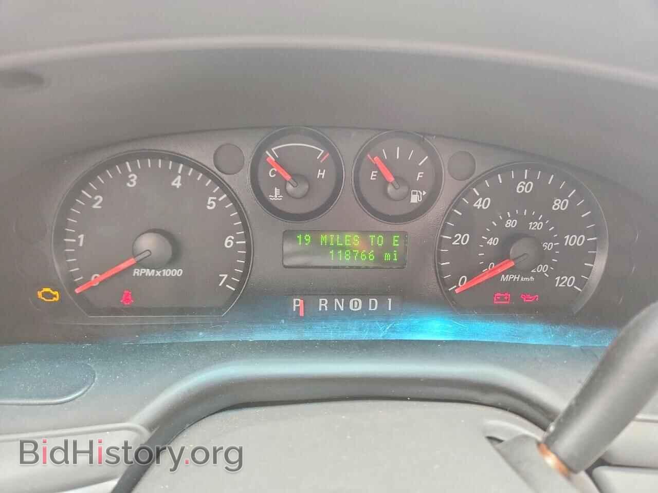 2007 FORD TAURUS - VIN: 1FAFP53U67A187420 - Фото 9