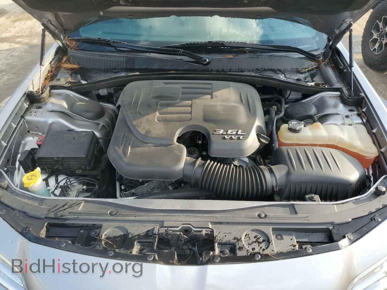 2016 CHRYSLER 300 - VIN: 2C3CCASG9GH112066 - Фото 11