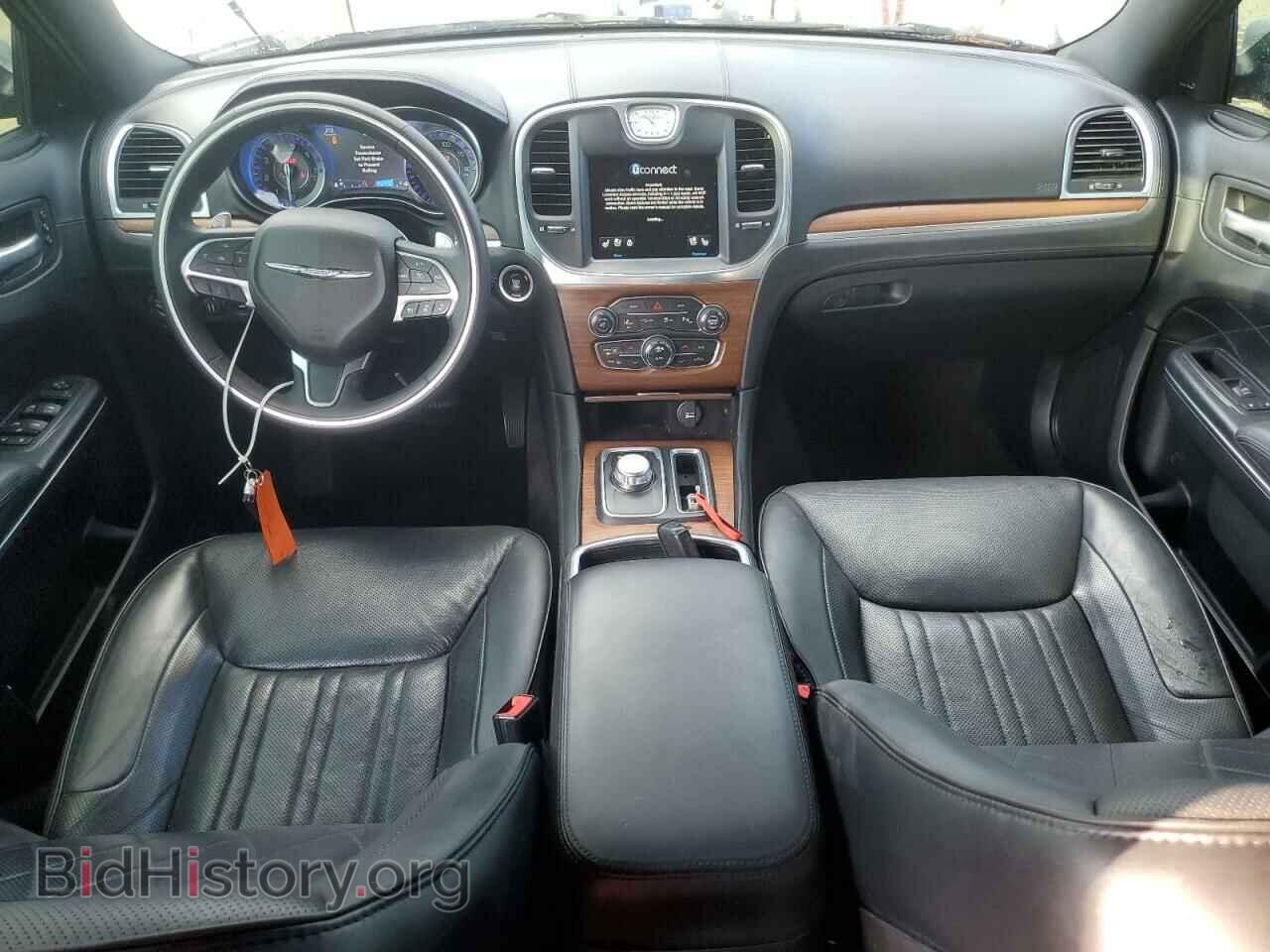 2016 CHRYSLER 300 - VIN: 2C3CCASG9GH112066 - Фото 8