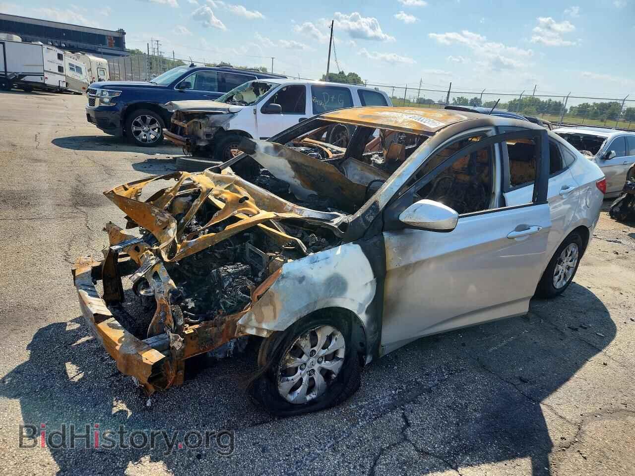 Фотография KMHCT4AEXFU806463 - HYUNDAI ACCENT 2015