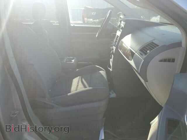 2010 CHRYSLER MINIVAN - VIN: 2A4RR5D17AR105438 - Фото 5