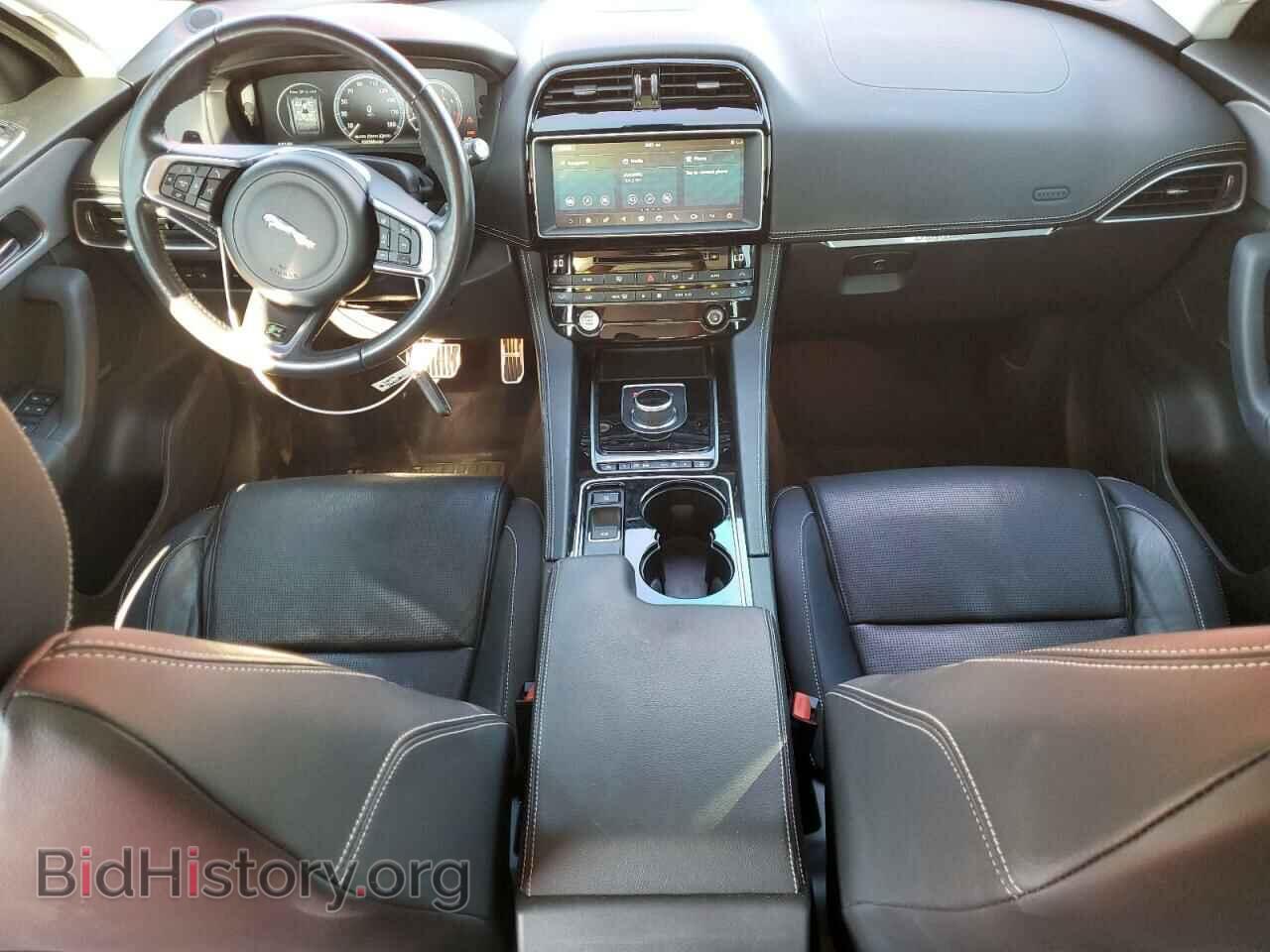 2017 JAGUAR F-PACE - VIN: SADCL2BV9HA880229 - Фото 8