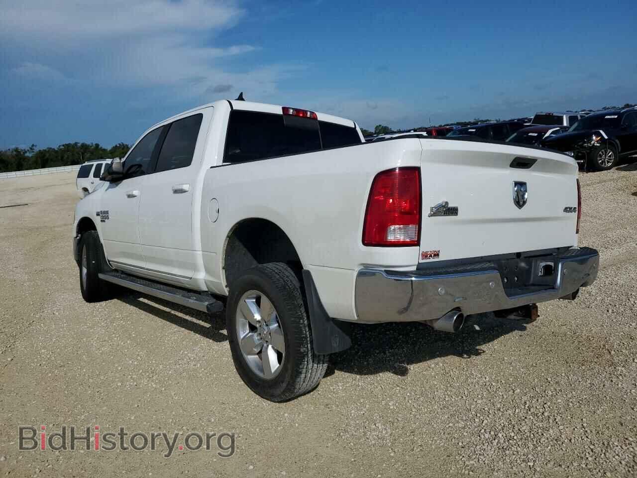 2019 RAM 1500 - VIN: 1C6RR7LT7KS616370 - Фото 2