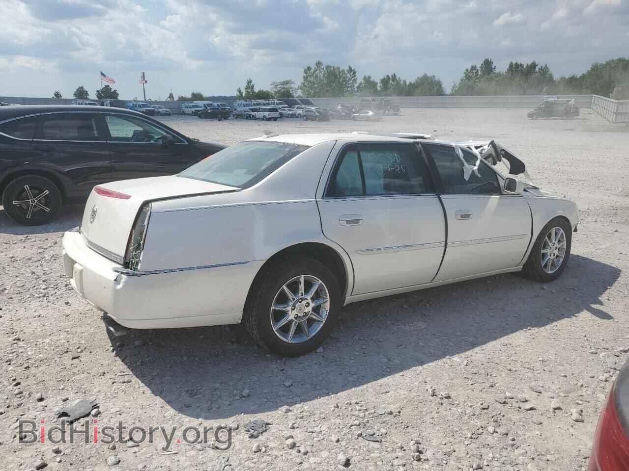 2011 CADILLAC DTS - VIN: 1G6KD5E66BU123145 - Фото 3