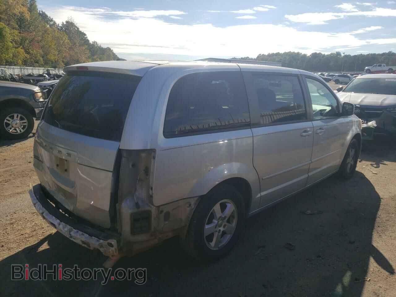 2011 DODGE CARAVAN - VIN: 2D4RN3DG3BR608897 - Фото 3