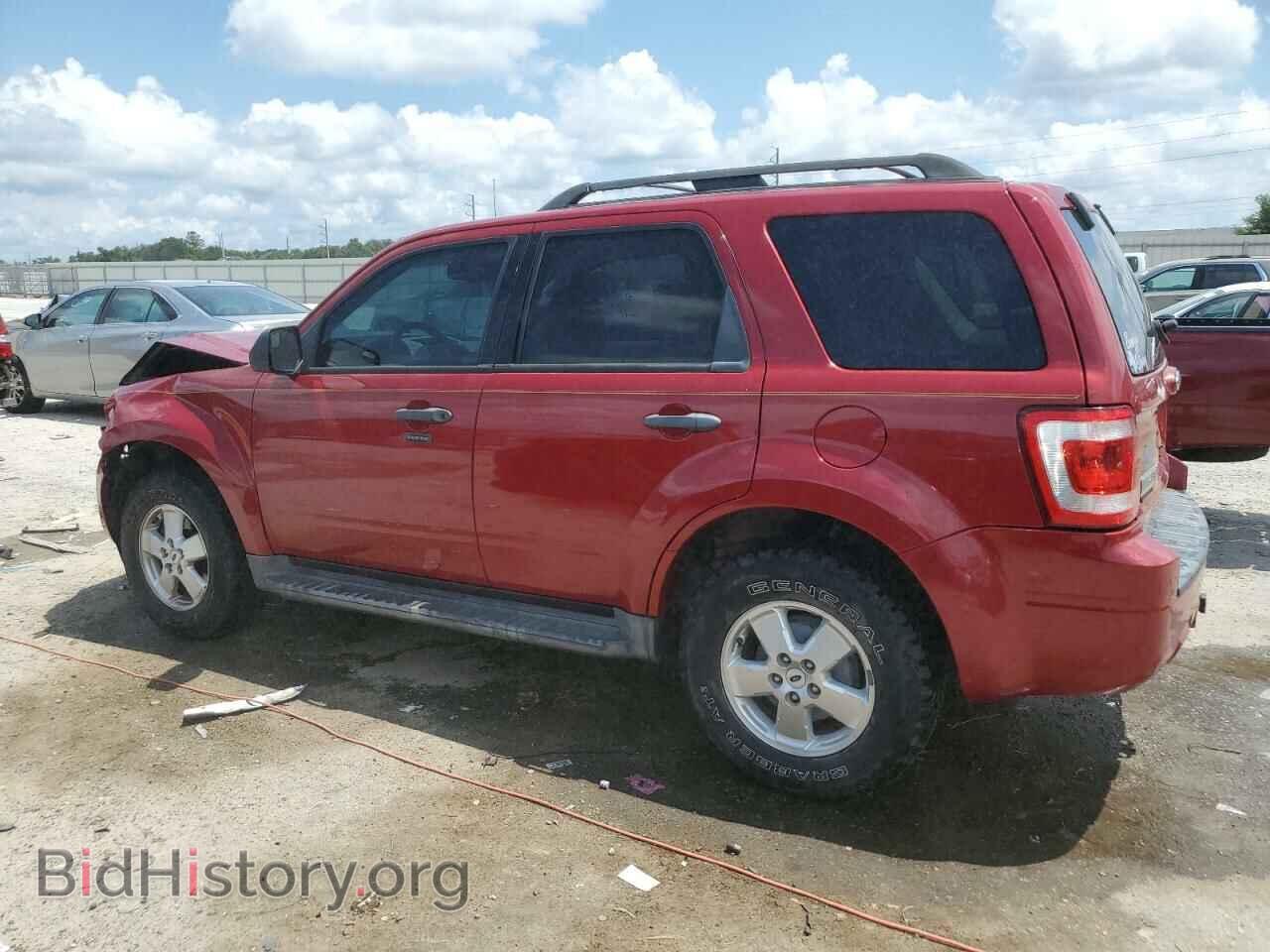2011 FORD ESCAPE - VIN: 1FMCU0DG4BKA41923 - Фото 2