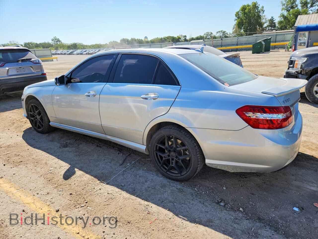 2011 MERCEDES-BENZ E-CLASS - VIN: WDDHF9AB7BA349746 - Photo 2