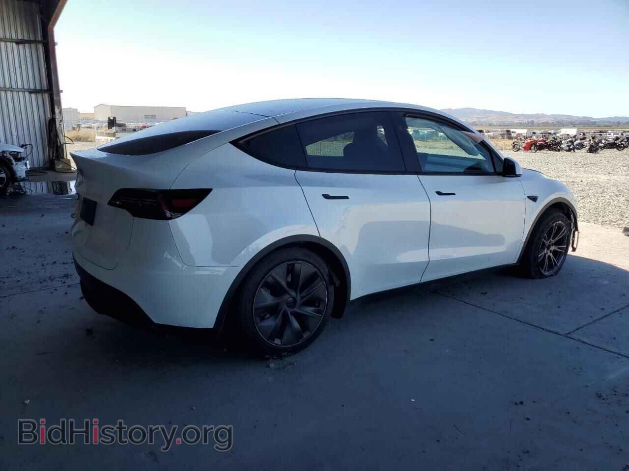 2024 TESLA MODEL Y - VIN: 7SAYGDED1RF165686 - Photo 3