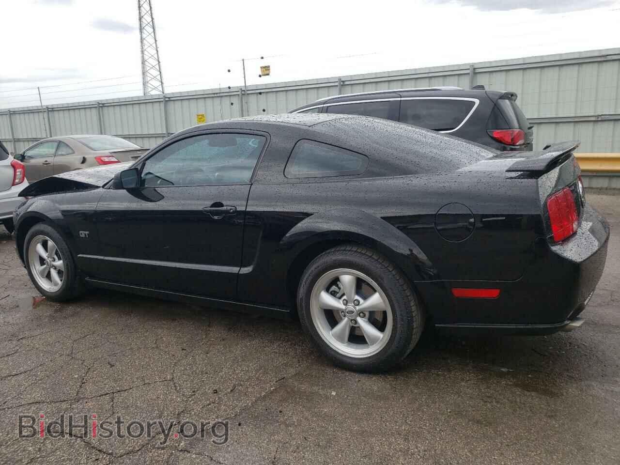 2007 FORD MUSTANG - VIN: 1ZVHT82H975202549 - Фото 2