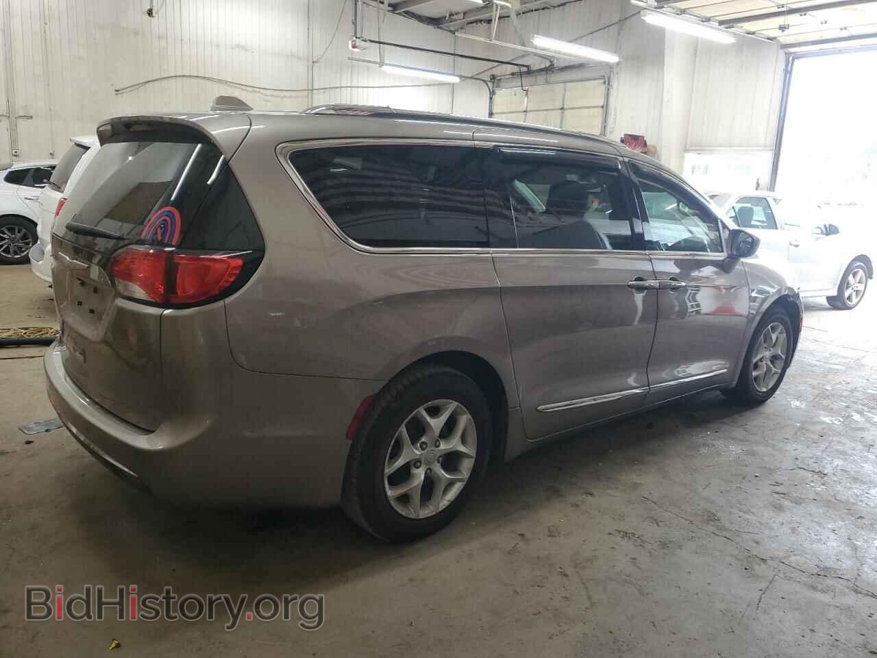 2017 CHRYSLER PACIFICA - VIN: 2C4RC1EG5HR754300 - Photo 3