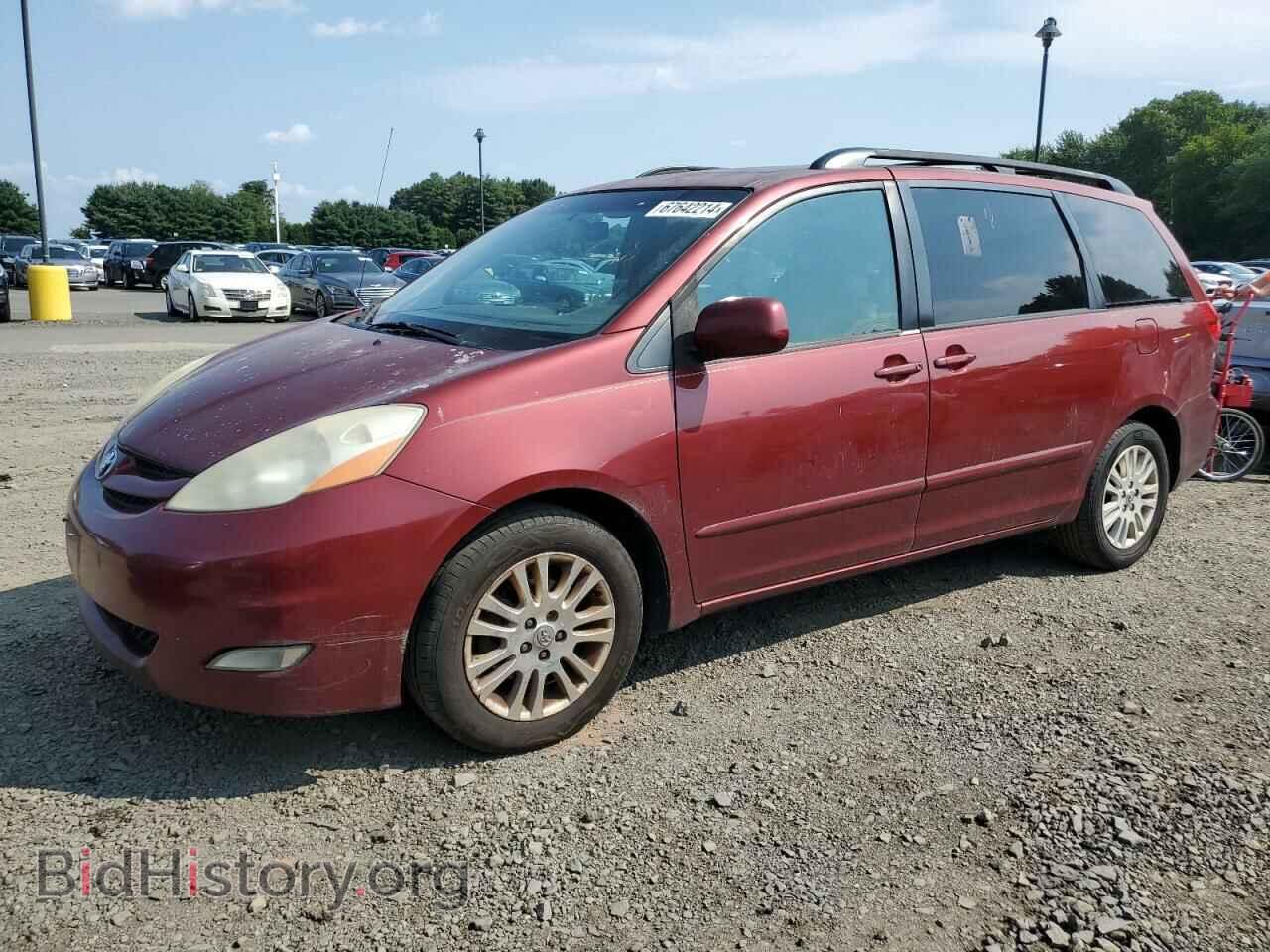Photo 5TDYK4CCXAS313436 - TOYOTA All Models 2010