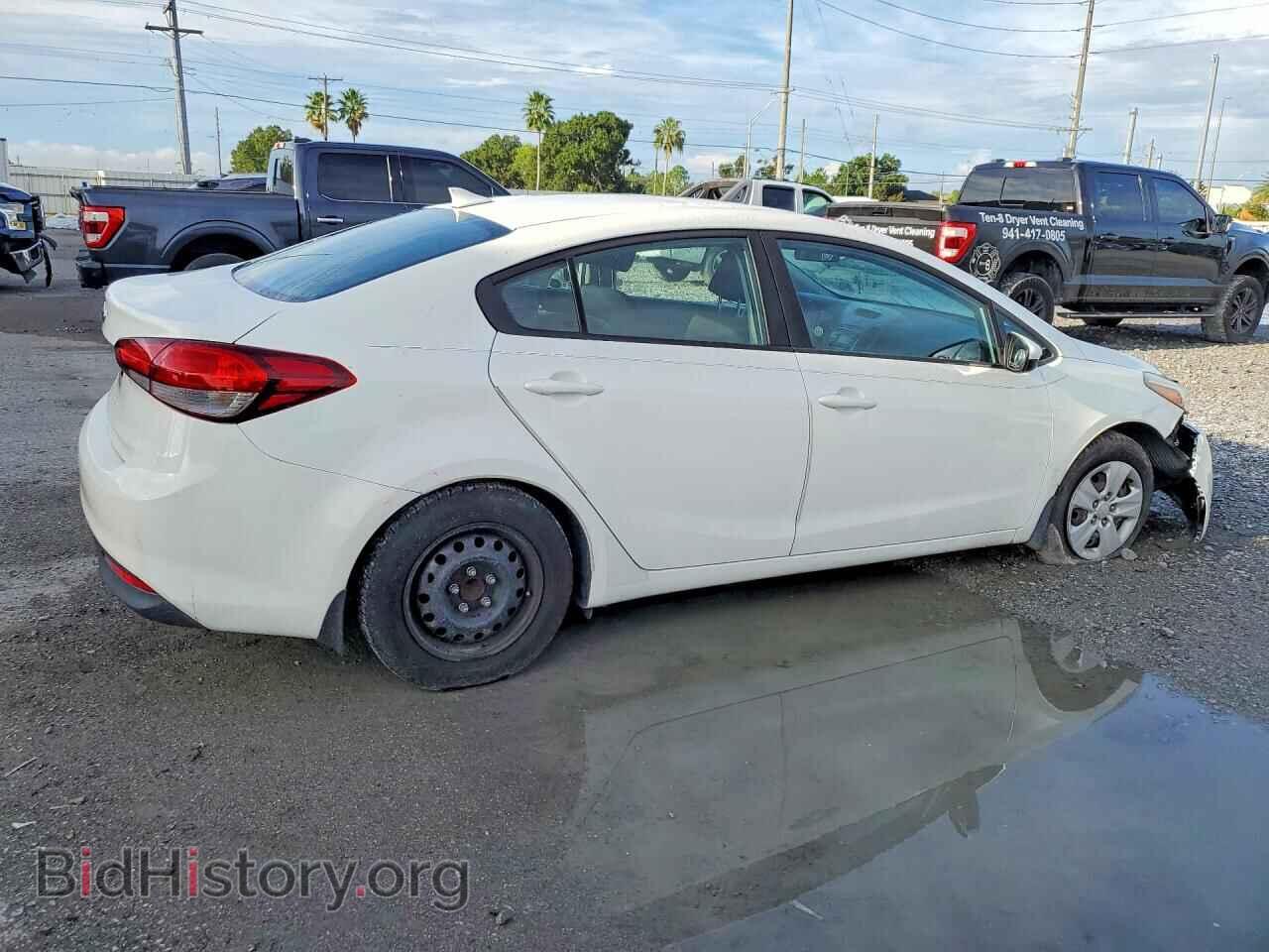 2017 Kia FORTE (VIN 3KPFK4A71HE036015) — фото 3 из 15