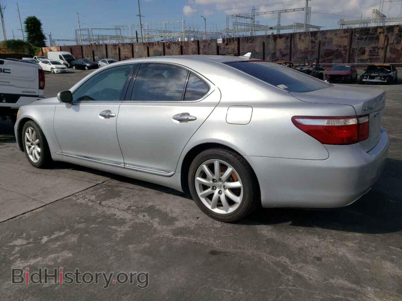 2007 LEXUS LS460 - VIN: JTHBL46F675023295 - Фото 2