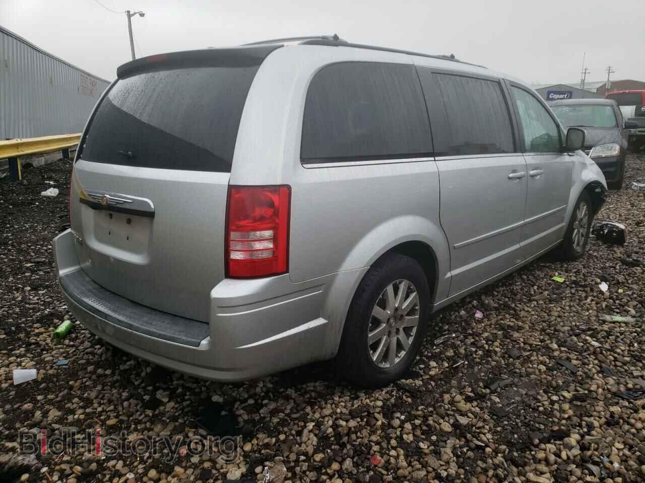2008 CHRYSLER MINIVAN - VIN: 2A8HR54P18R614529 - Фото 4