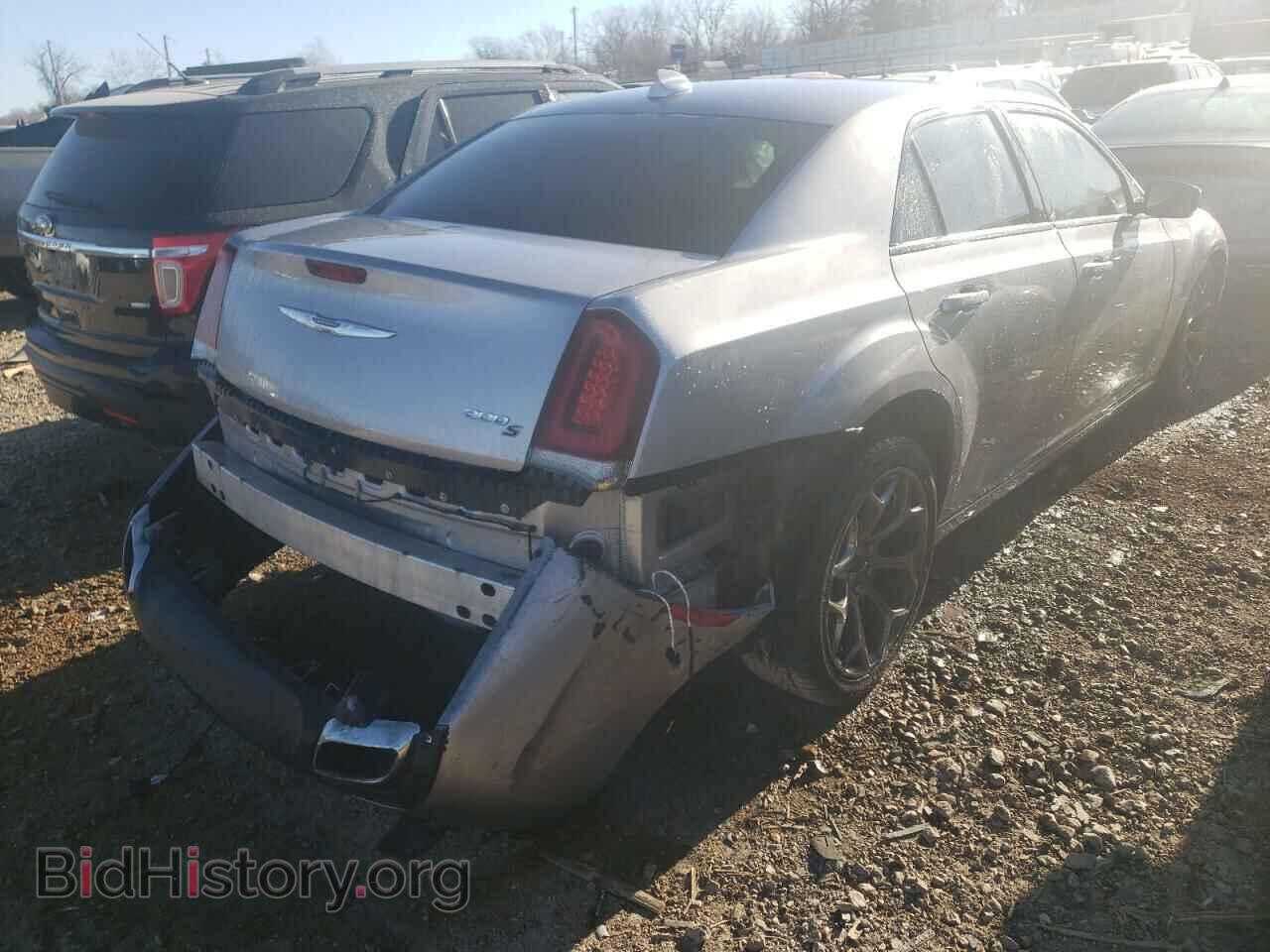 2017 CHRYSLER 300 - VIN: 2C3CCABG5HH603770 - Фото 4