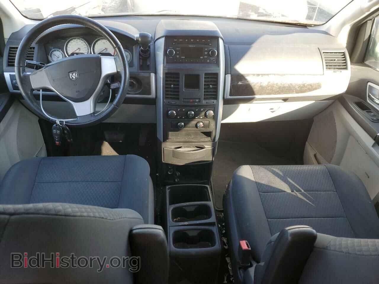 2010 DODGE CARAVAN - VIN: 2D4RN5D19AR100276 - Фото 8