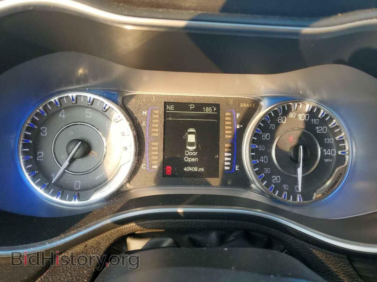 2016 CHRYSLER 200 - VIN: 1C3CCCAB9GN176309 - Фото 9