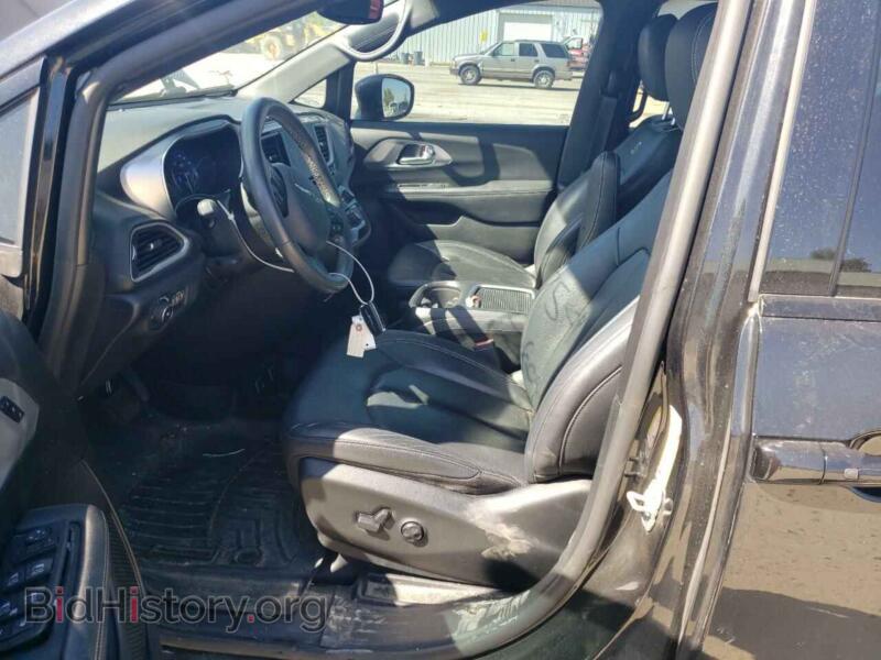 2020 Chrysler PACIFICA (VIN 2C4RC1EG6LR126187) — photo 7 of 12