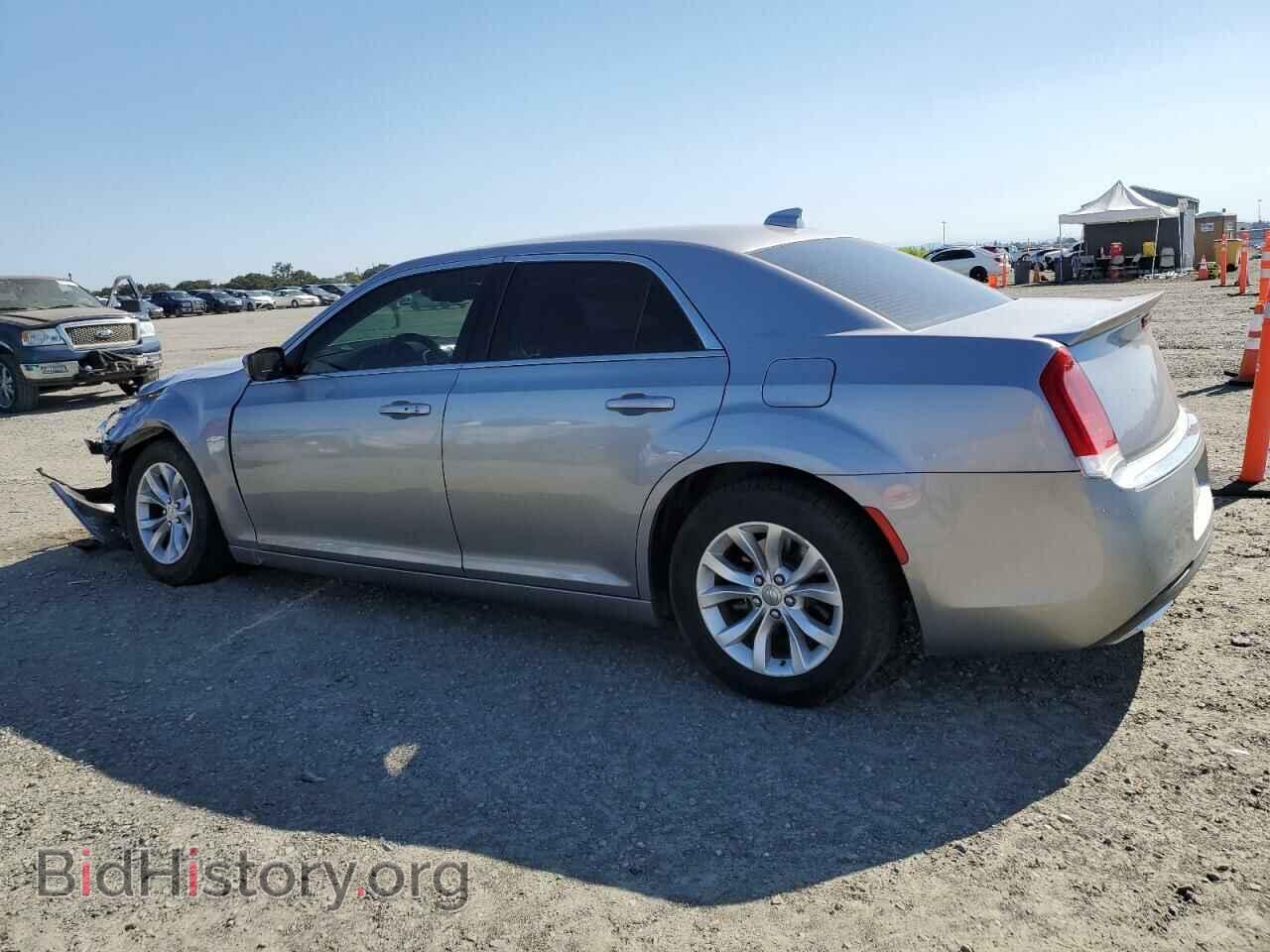 2015 CHRYSLER 300 - VIN: 2C3CCAAG5FH931446 - Фото 2