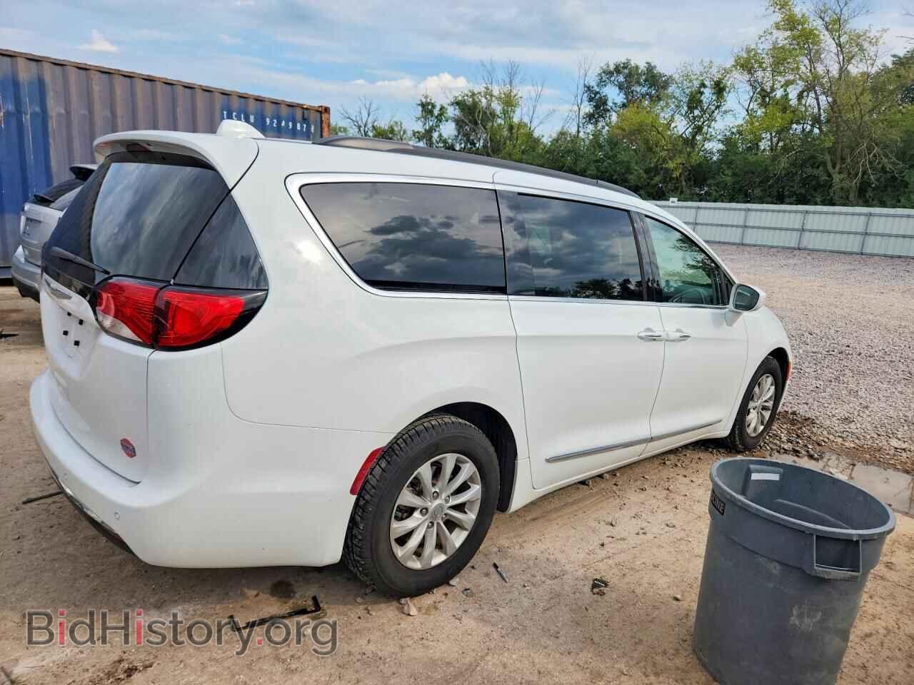 2017 CHRYSLER PACIFICA - VIN: 2C4RC1BG5HR576960 - Photo 3