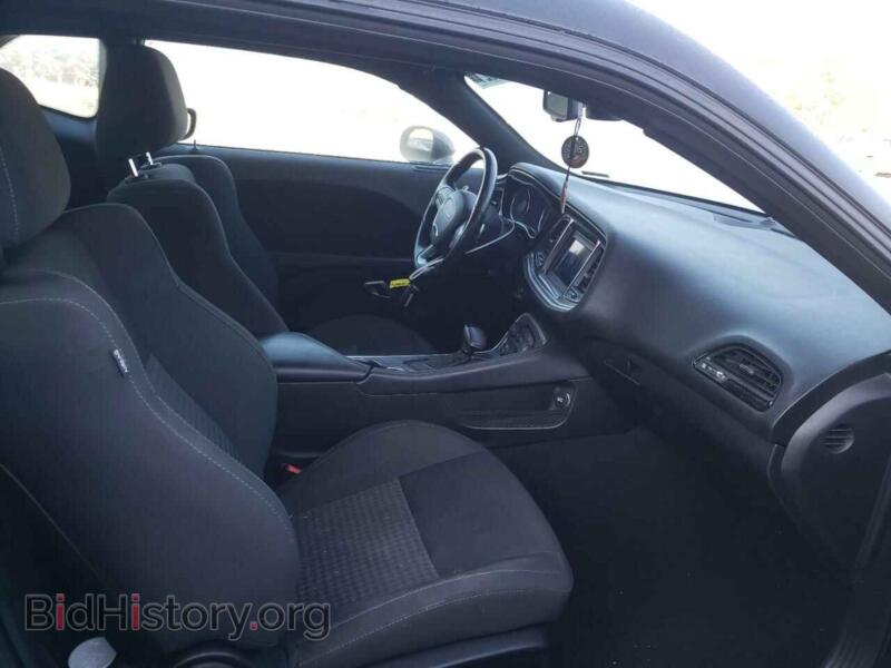 2019 Dodge CHALLENGER (VIN 2C3CDZBT8KH612558) — photo 5 of 10