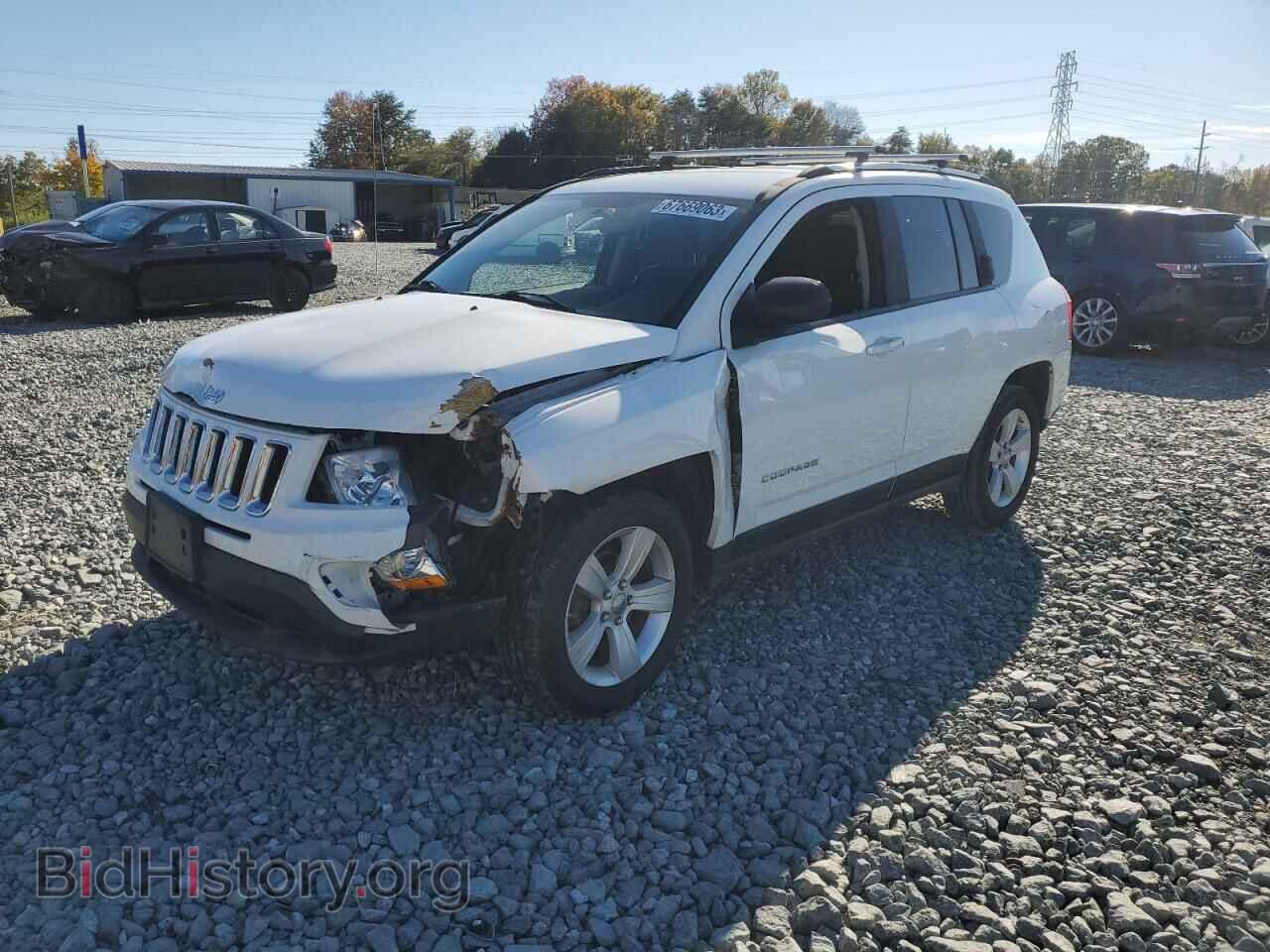 Photo 1J4NT1FB6BD175581 - JEEP COMPASS 2011