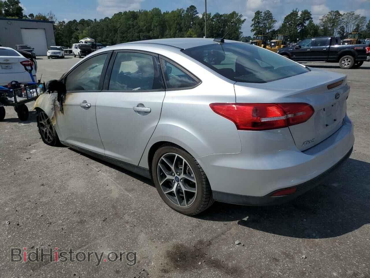 2017 FORD FOCUS - VIN: 1FADP3FE4HL305888 - Photo 2