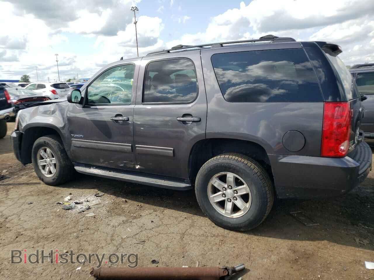 2011 GMC YUKON - VIN: 1GKS2AE02BR285871 - Фото 2