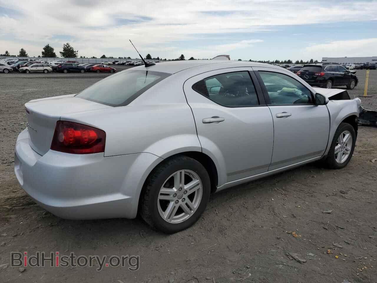 2011 DODGE AVENGER - VIN: 1B3BD1FB1BN526365 - Фото 3