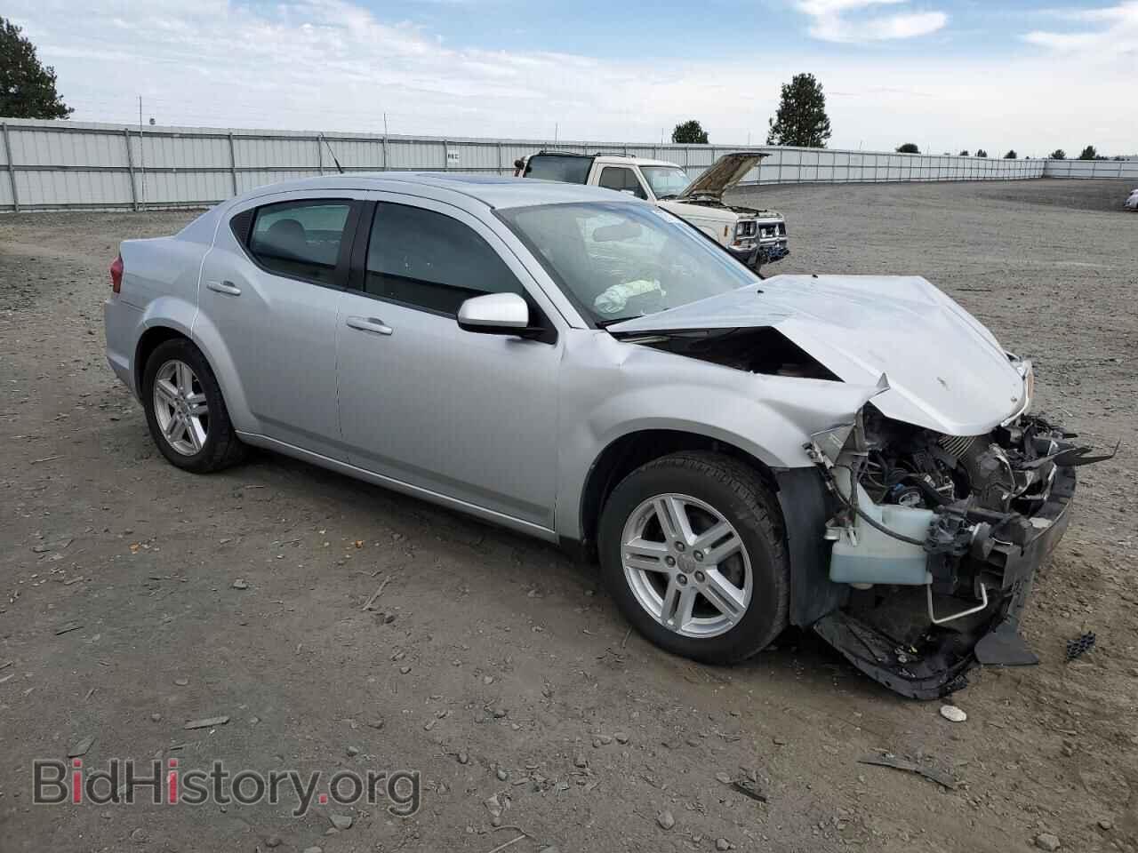 2011 DODGE AVENGER - VIN: 1B3BD1FB1BN526365 - Фото 4