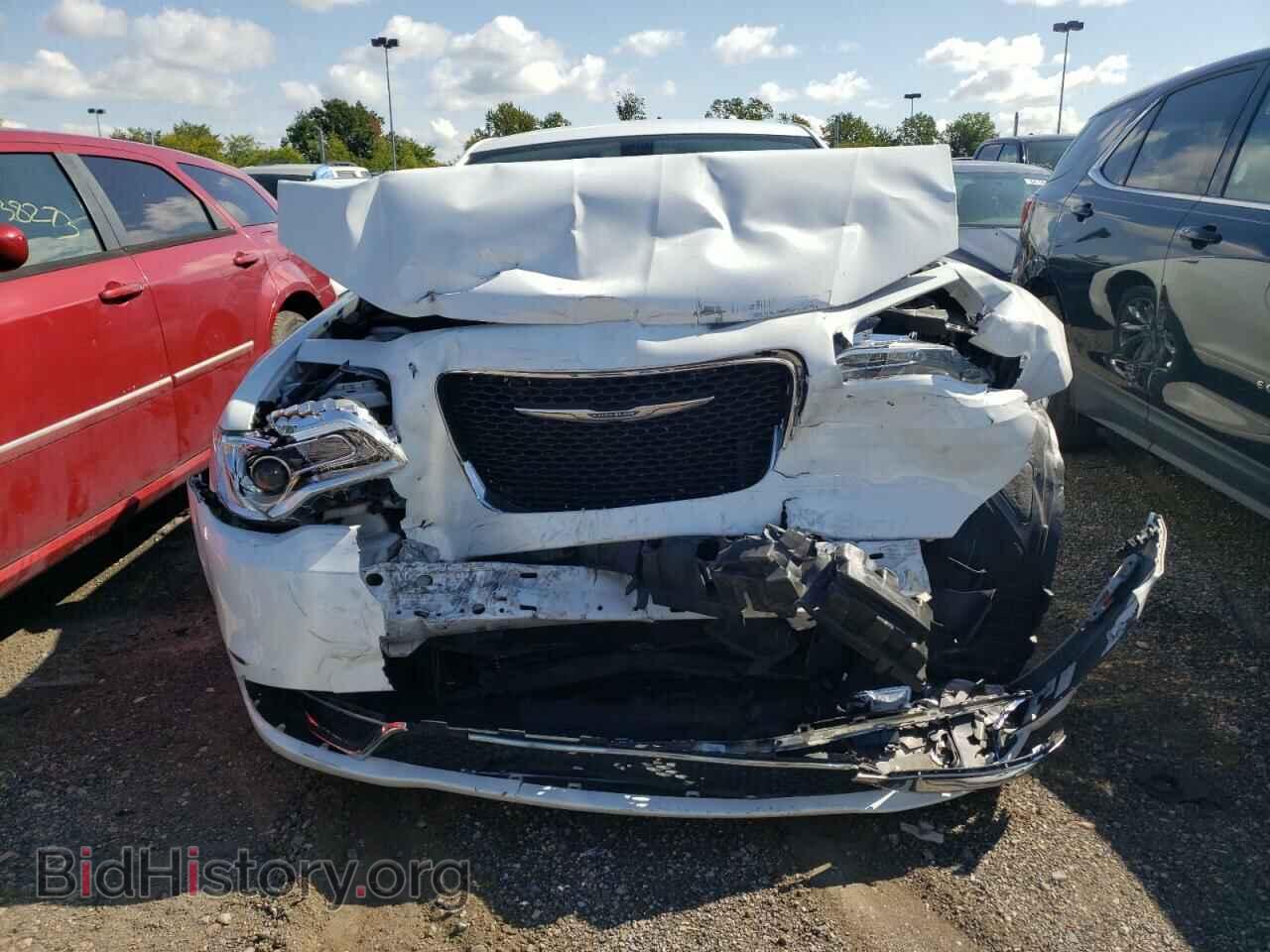 2017 CHRYSLER 300 - VIN: 2C3CCARG6HH512867 - Фото 5