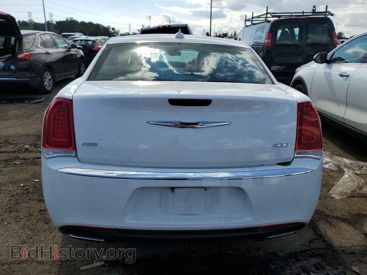 2017 CHRYSLER 300 - VIN: 2C3CCARG6HH512867 - Фото 6