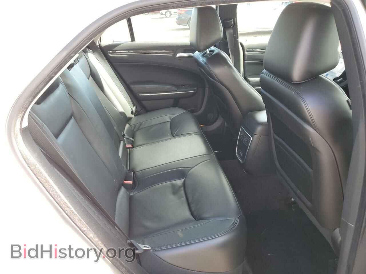 2017 CHRYSLER 300 - VIN: 2C3CCARG6HH512867 - Фото 10