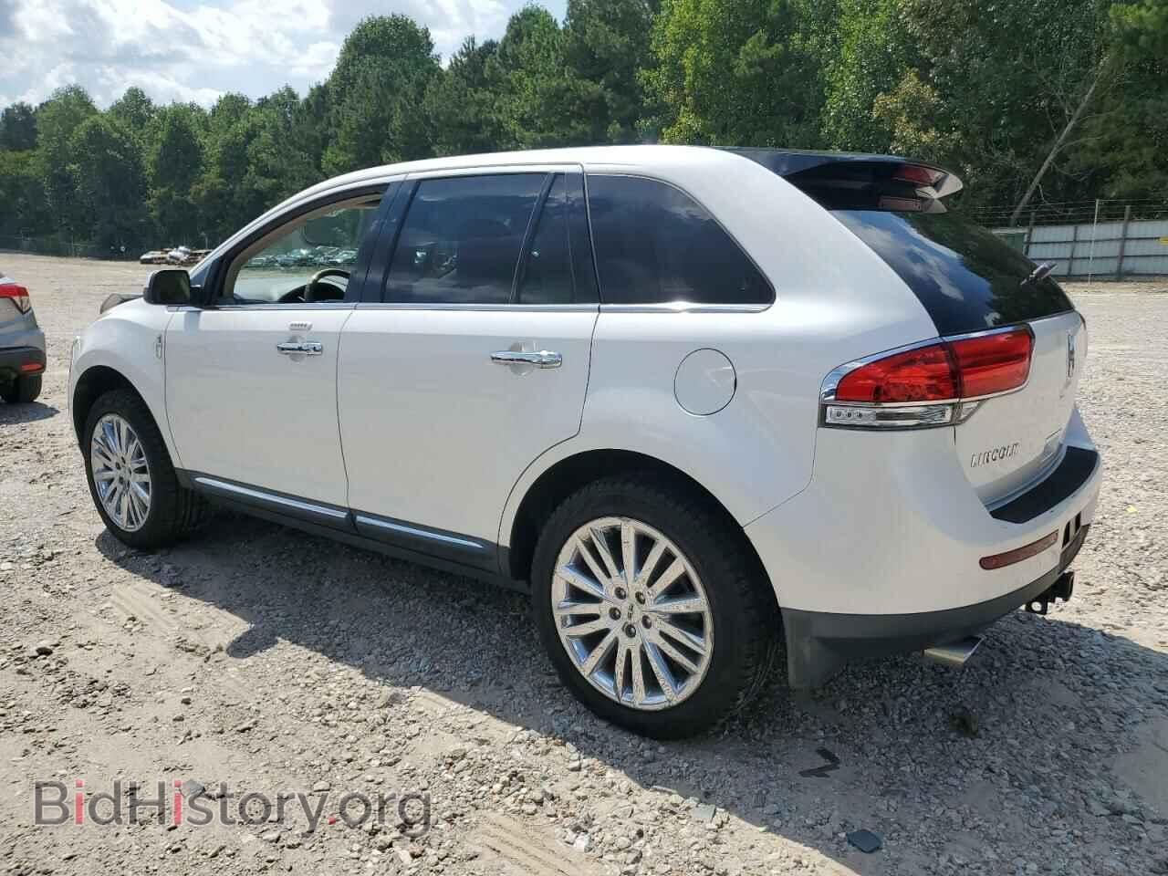 2011 LINCOLN MKX - VIN: 2LMDJ8JK7BBJ28234 - Фото 2