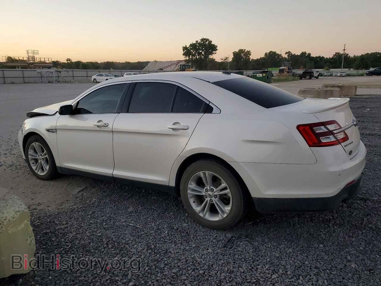 2015 FORD TAURUS - VIN: 1FAHP2H85FG128793 - Photo 2