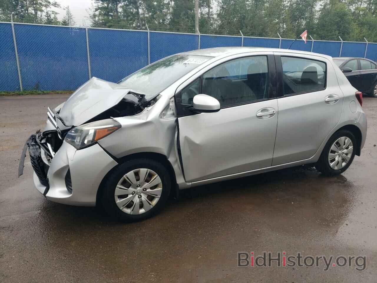 Фотография VNKKTUD33FA039607 - TOYOTA YARIS 2015