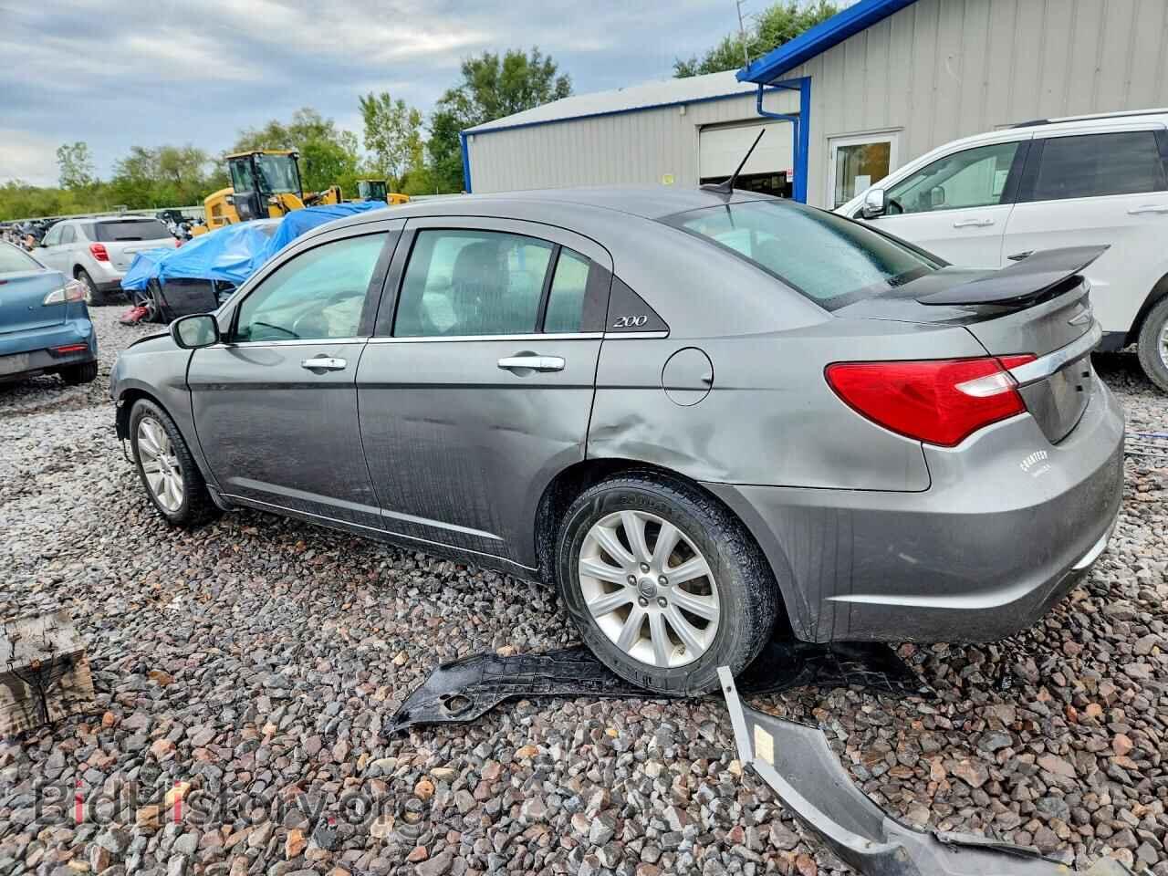 2013 CHRYSLER 200 - VIN: 1C3CCBCGXDN574756 - Фото 2