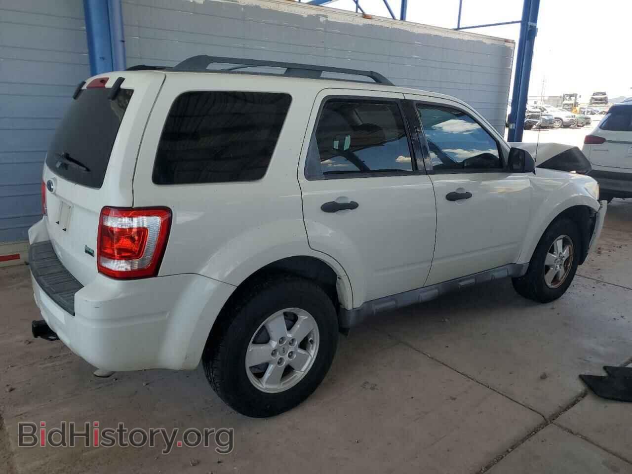 2010 FORD ESCAPE - VIN: 1FMCU0DG4AKD40343 - Фото 3