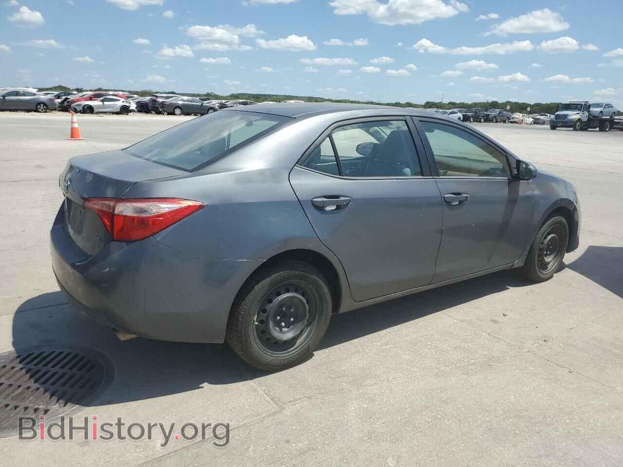 2017 TOYOTA COROLLA - VIN: 5YFBURHE0HP647744 - Фото 3