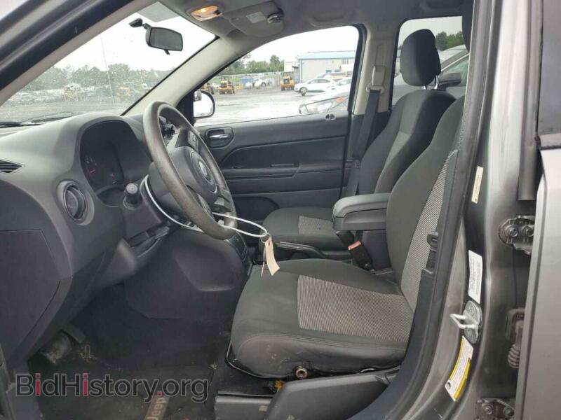 2012 Jeep COMPASS (VIN 1C4NJDBB6CD562877) — фото 7 из 13