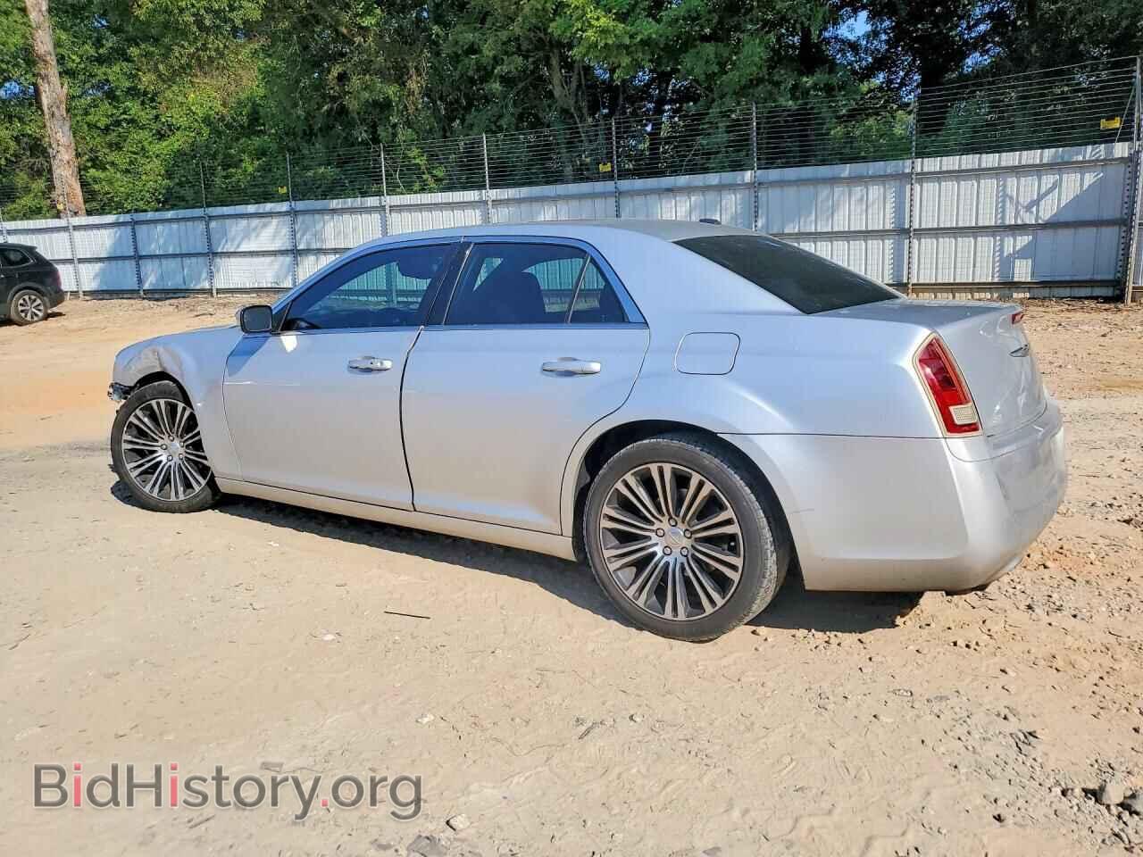 2012 CHRYSLER 300 - VIN: 2C3CCABG5CH140392 - Photo 2