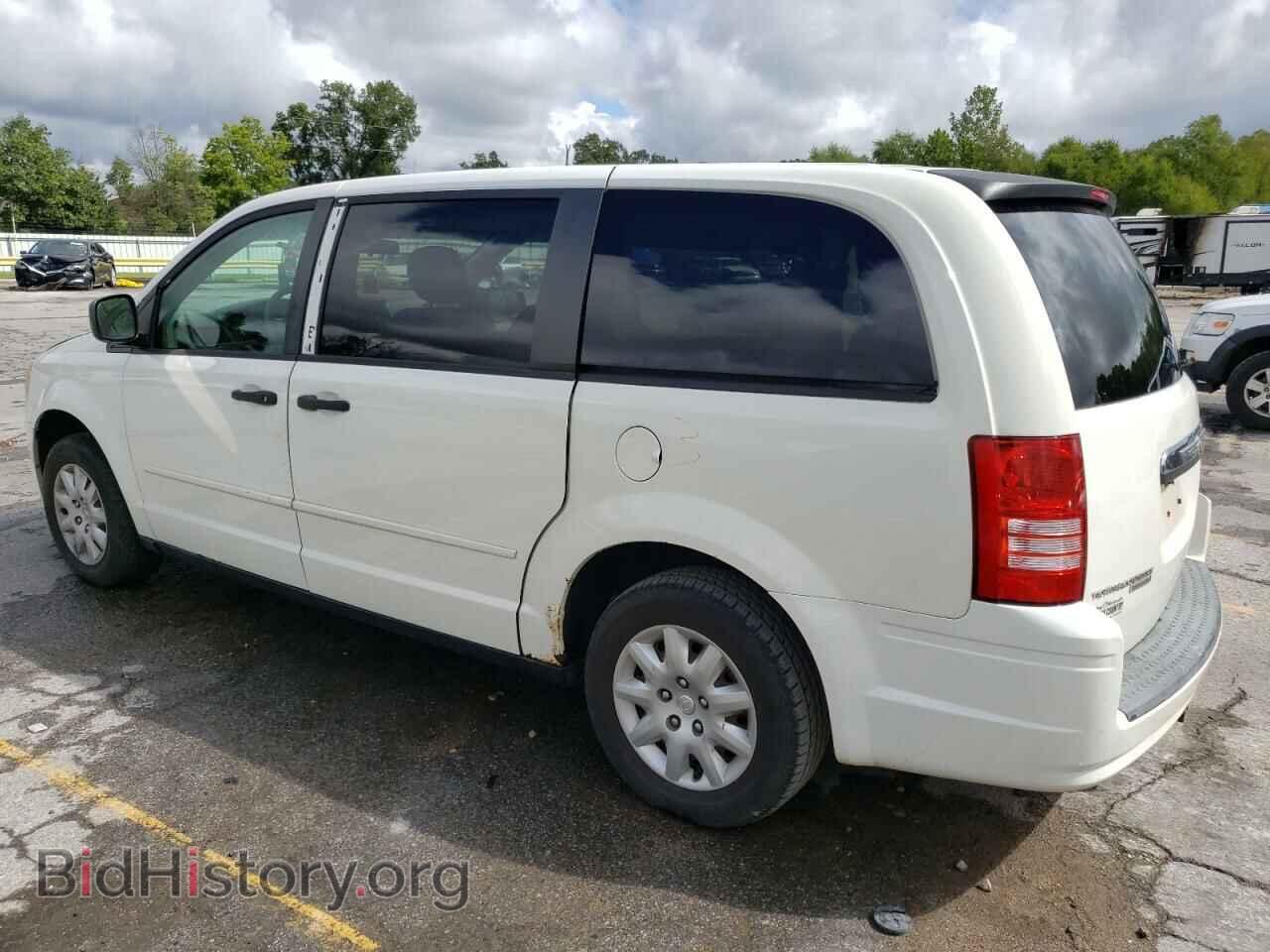 2008 CHRYSLER MINIVAN - VIN: 2A8HR44H38R643209 - Фото 2
