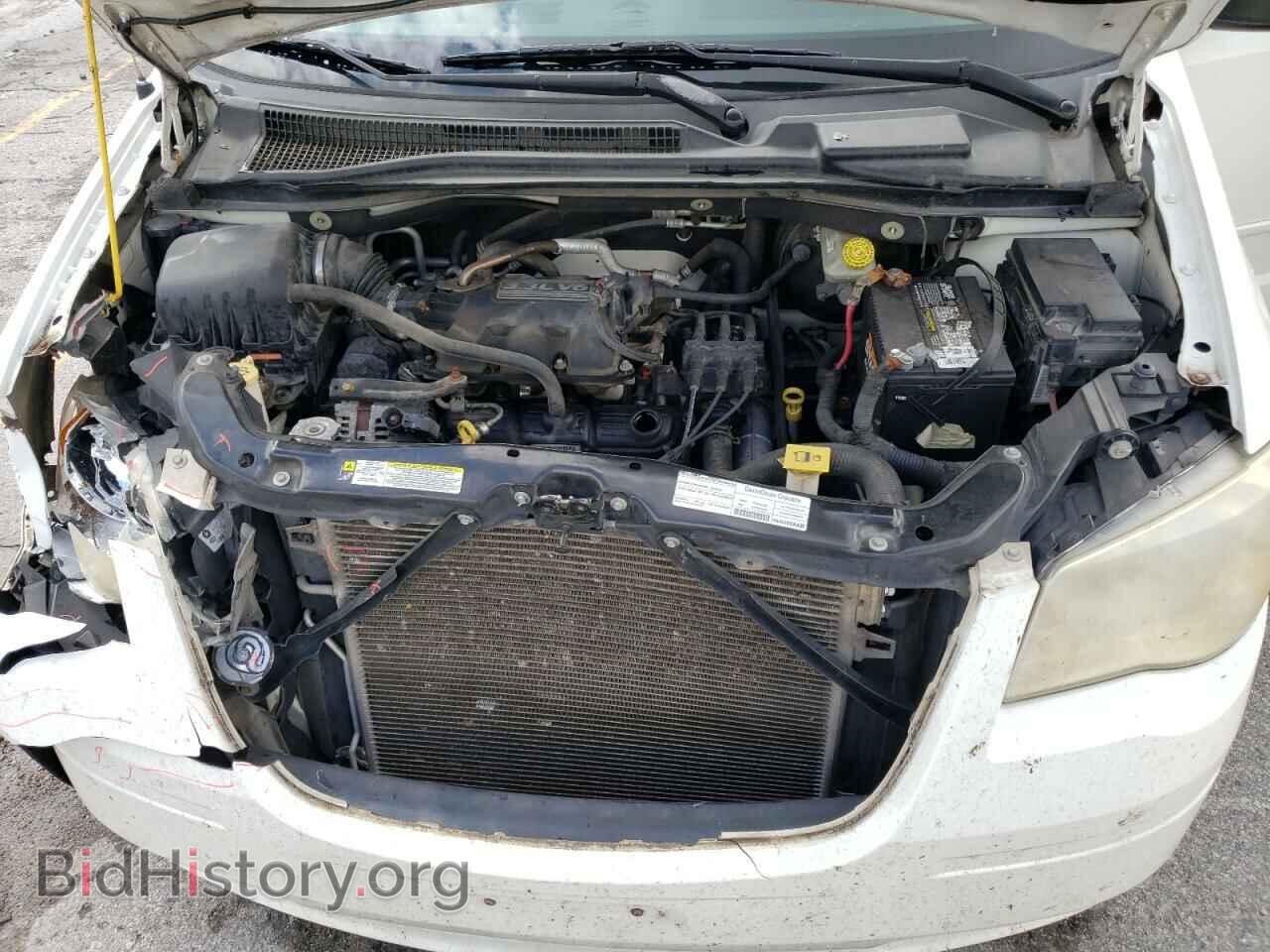 2008 CHRYSLER MINIVAN - VIN: 2A8HR44H38R643209 - Фото 12