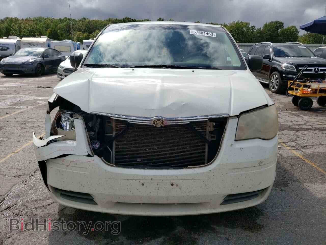 2008 CHRYSLER MINIVAN - VIN: 2A8HR44H38R643209 - Фото 5