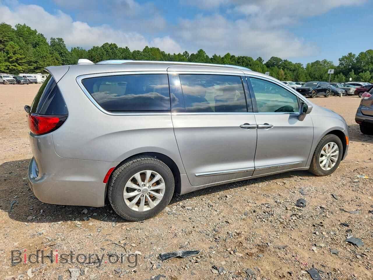 2019 CHRYSLER PACIFICA - VIN: 2C4RC1BG2KR626740 - Photo 3