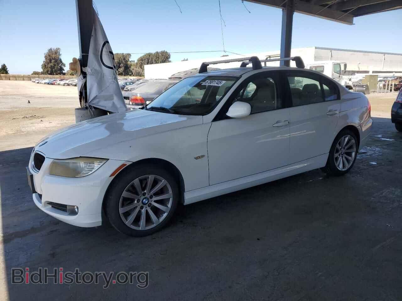 Photo WBAPH5G52BNM72077 - BMW 3 SERIES 2011
