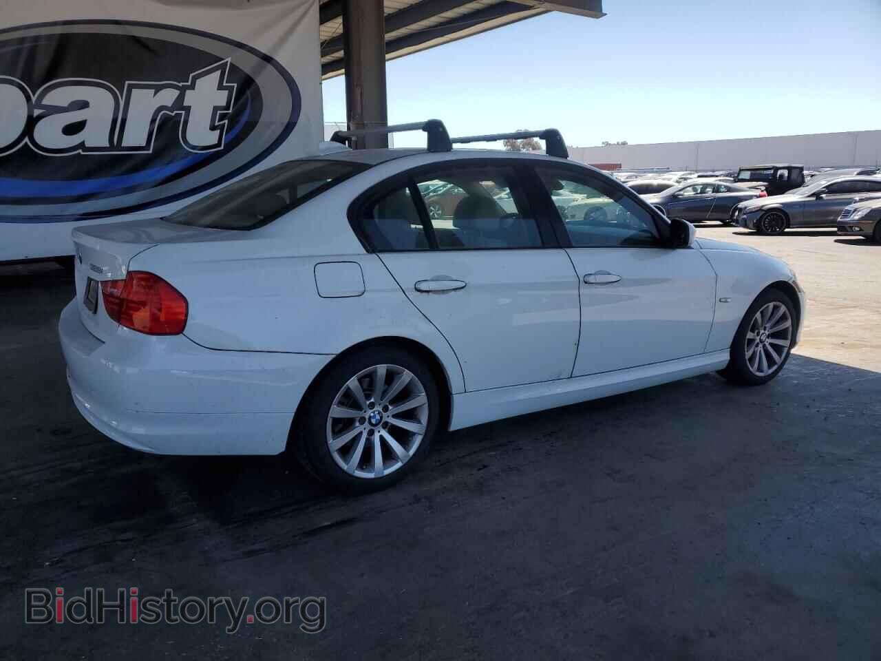 2011 BMW 3 SERIES - VIN: WBAPH5G52BNM72077 - Фото 3