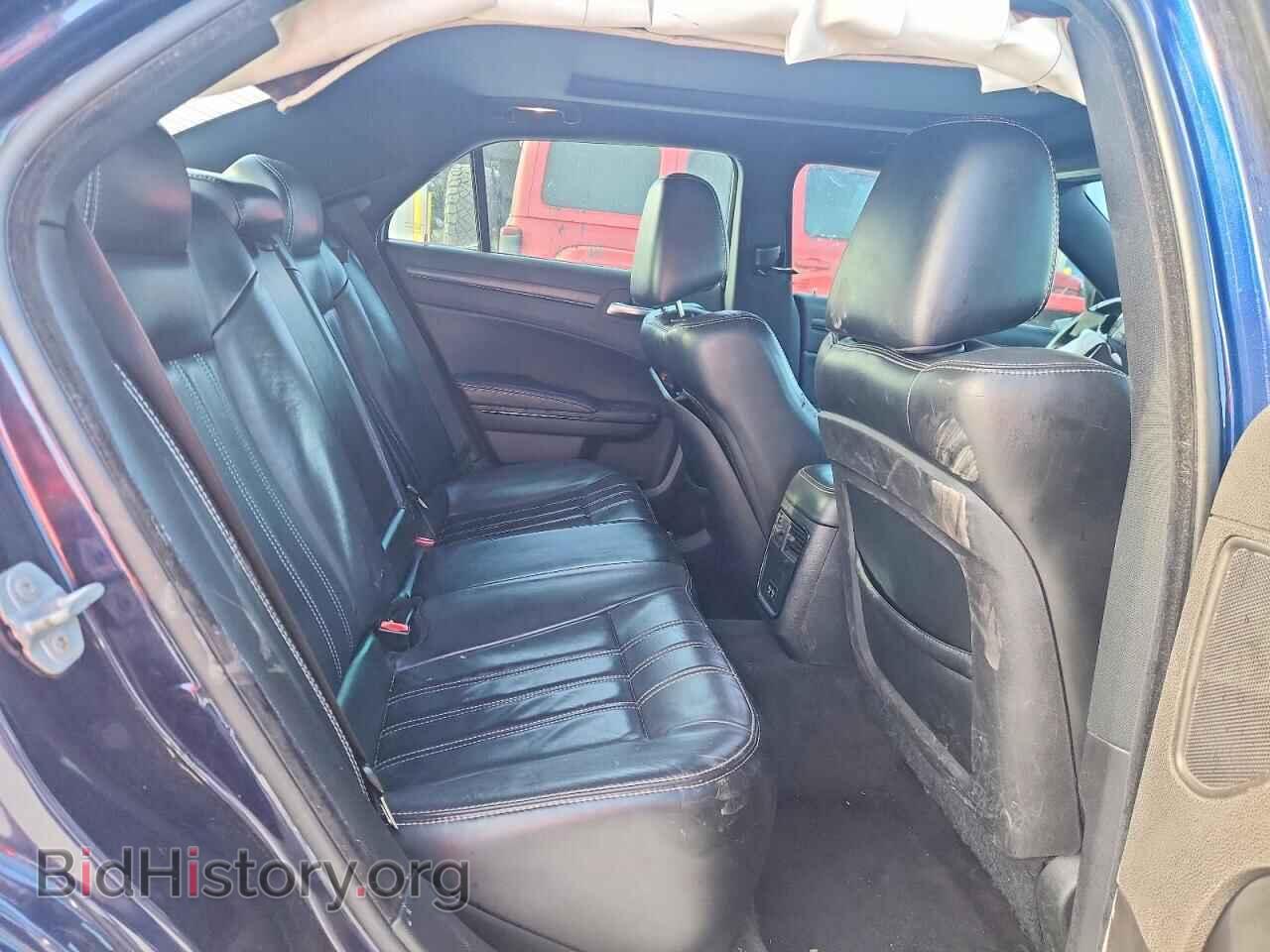 2016 CHRYSLER 300 - VIN: 2C3CCABT5GH182192 - Фото 10