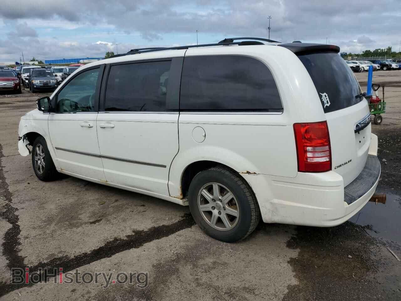 2010 CHRYSLER MINIVAN - VIN: 2A4RR5D13AR300436 - Фото 2