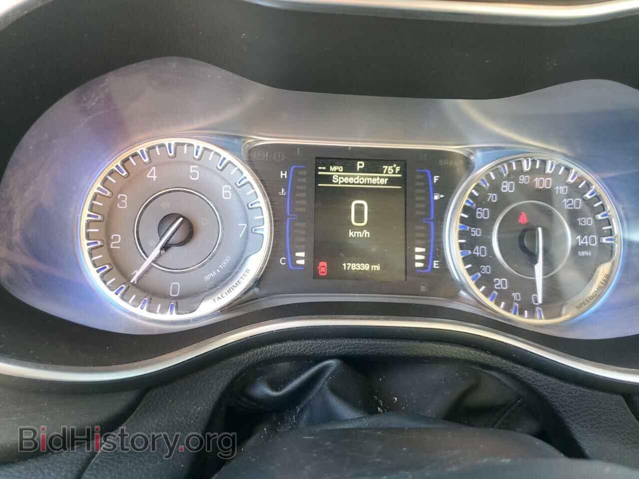 2016 CHRYSLER 200 - VIN: 1C3CCCAG7GN149637 - Фото 9
